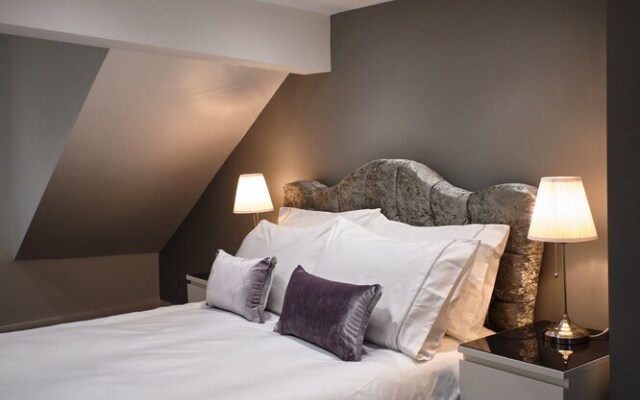 The Townhouse Simple2let Serviced Apartments