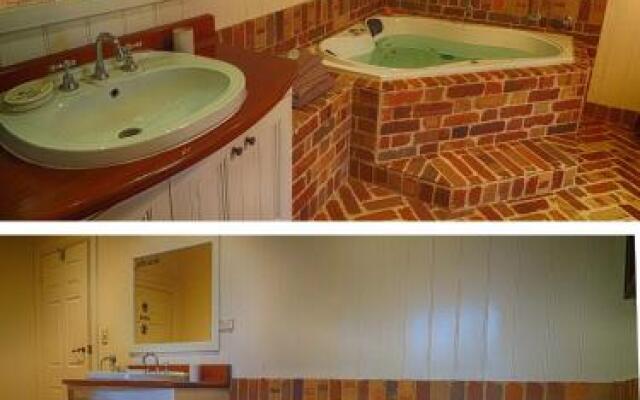 Hideaway Holiday Apartments