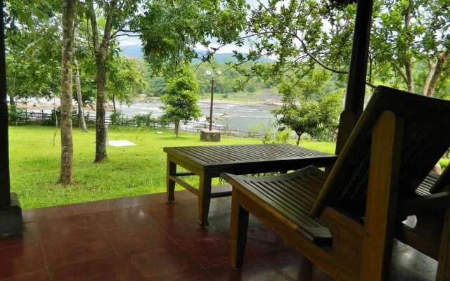 The Quiet by the river