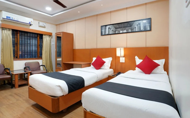 Capital O 46832 Gaayatri Residency