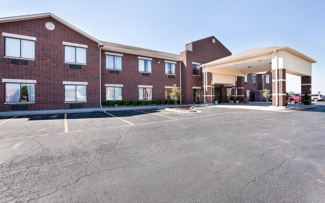 Comfort Suites Plainview