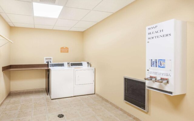 Microtel Inn & Suites by Wyndham Verona