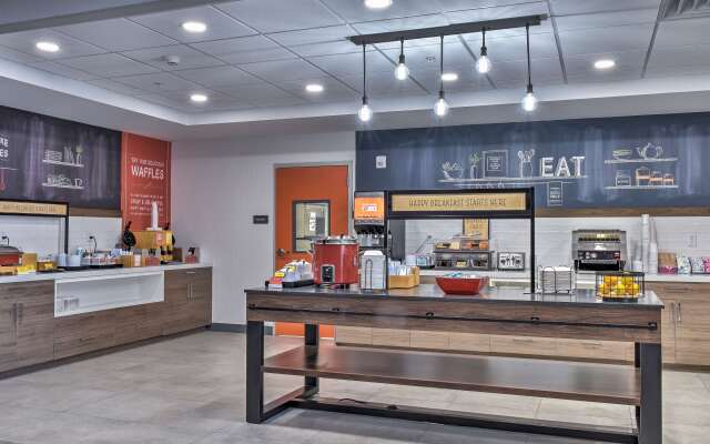 Hampton Inn & Suites by Hilton Keene