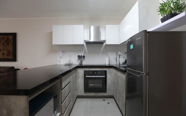 Apt con vista al Mar a una calle del Malecón