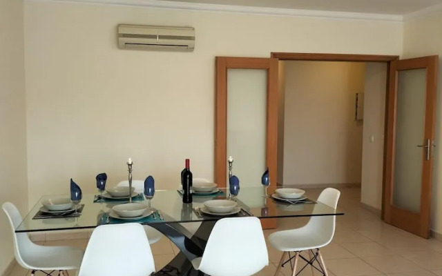 T2 Infante AC 201 Wifi Garagem 50m Praia