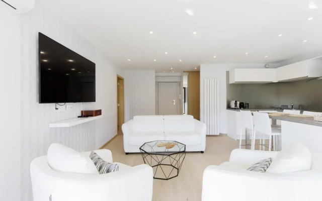 Carlton area XXL luxe 1 bed with large terrace - Apartment in Cannes - Photo 2