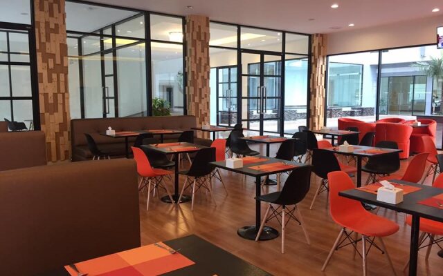 Orchid Riverview Hotel