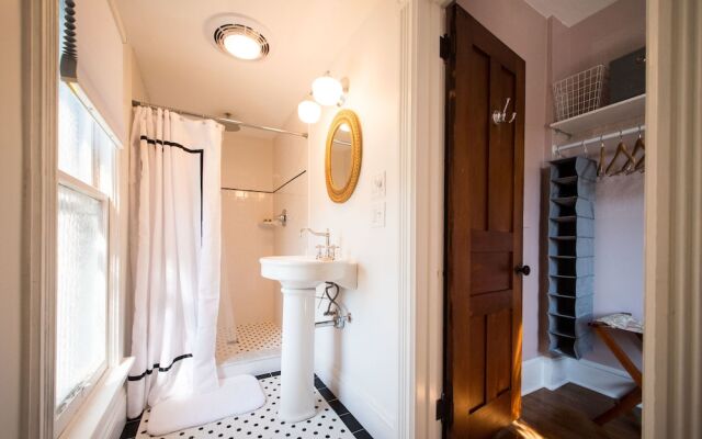 The Inn At Five Points