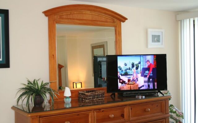 Ocean One 407 by RedAwning