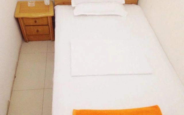 Chengdu Ruyi Family Hotel
