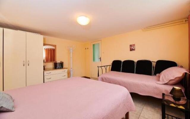 Seafront Apartment Jadri