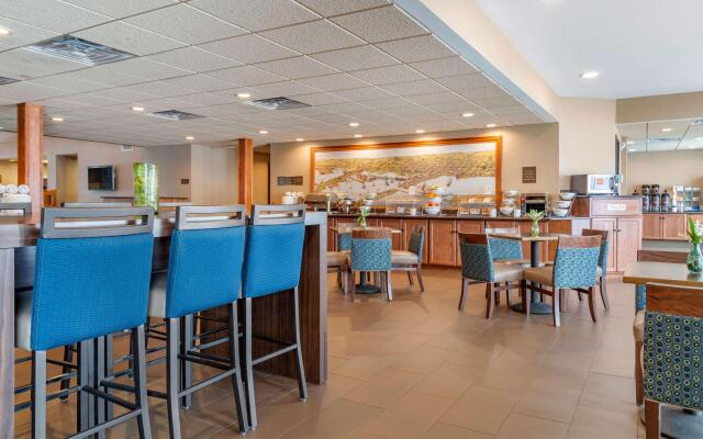 Lift Bridge Lodge, Ascend Hotel Collection