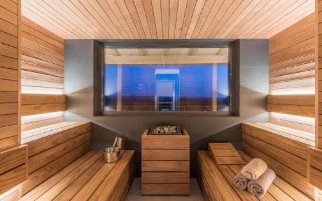 Exclusive Living Villas