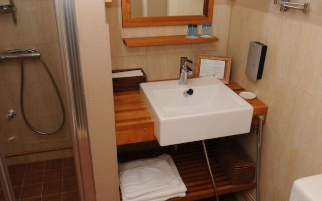 Krapi Hotel