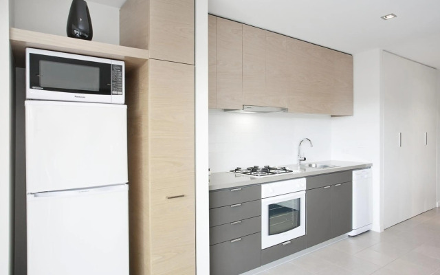 St Kilda Central Apartment Hotel