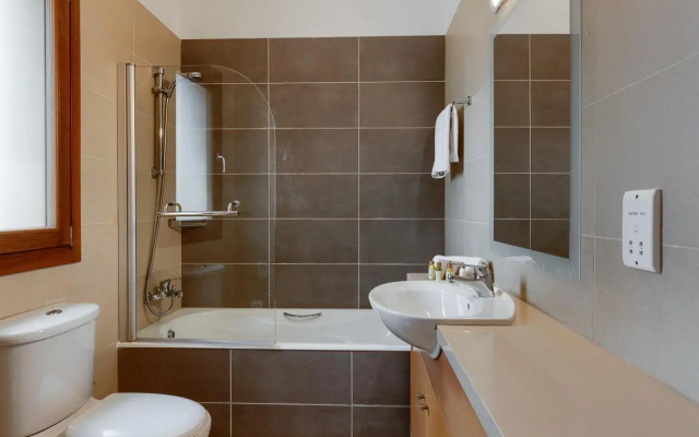 Aphrodite Hills Rentals – Junior Villas