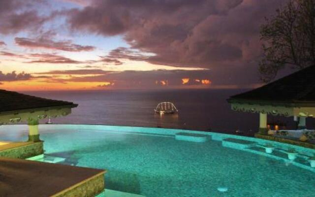 Tropical Hideaway