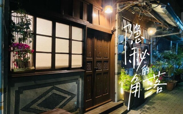 捉鳳凰-府城百年老屋包棟民宿 民宿編號124