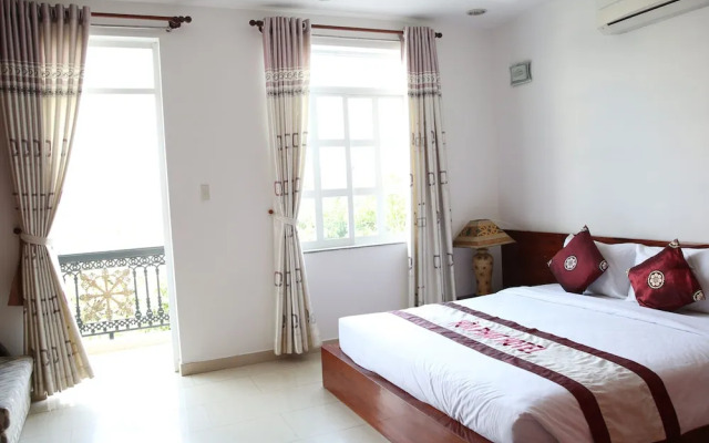 Pearl Service Apartment