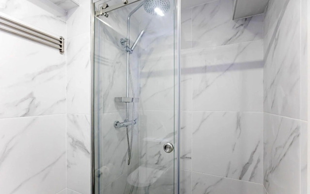 Urban House by LovelyStay