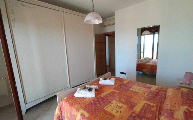 Rosa Virginia vista mare