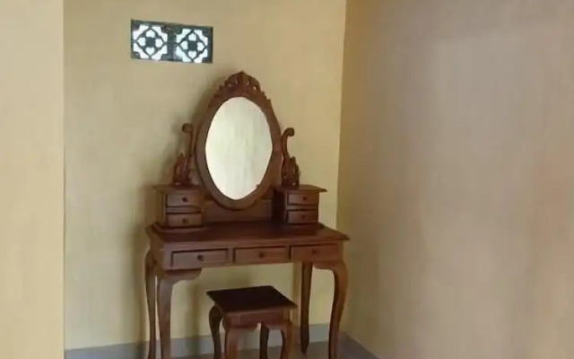 Bali Asli Guest House by EPS