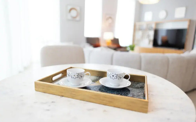 HAPPY SEASON | Four Season apartment