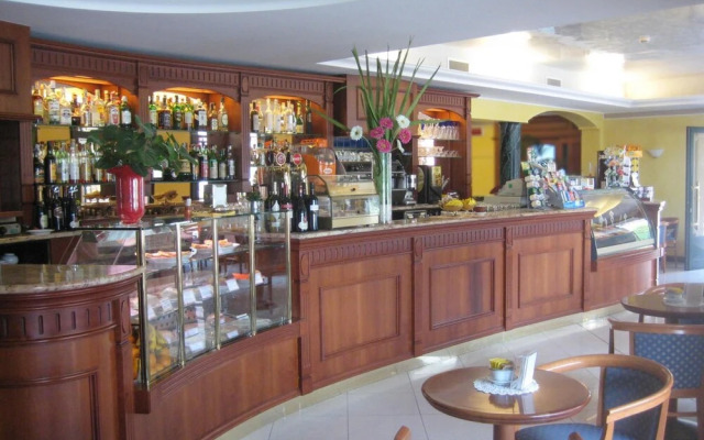 Hotel La Serena