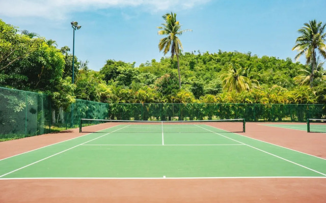 El Careyes Club & Residences