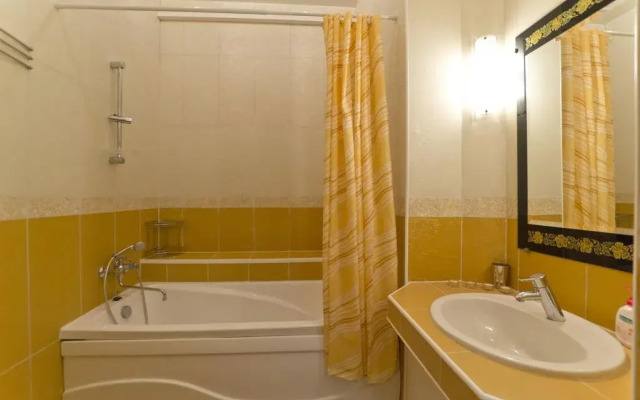 Sutkiarenda On Maliy Prospekt 13