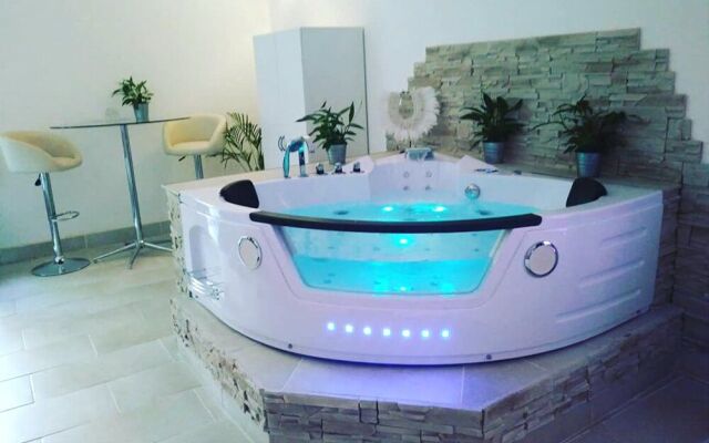 Suite & Spa La Perla Bianca
