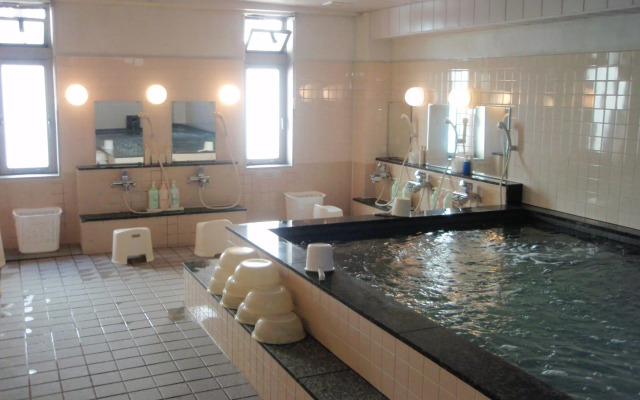 Capsule Hotel Kobe Sannomiya (Male Only)