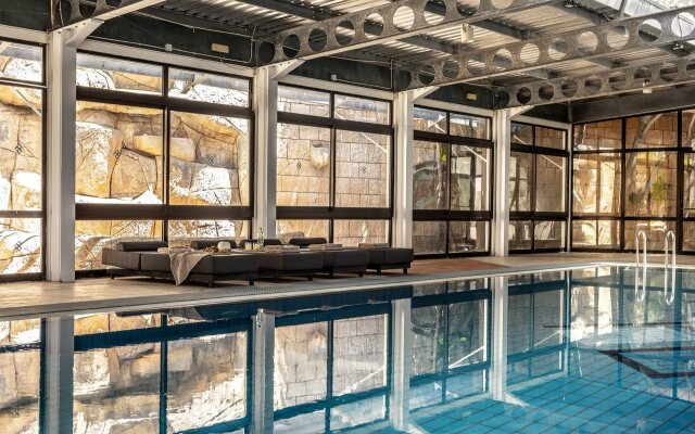 Pavlo Napa Beach Hotel