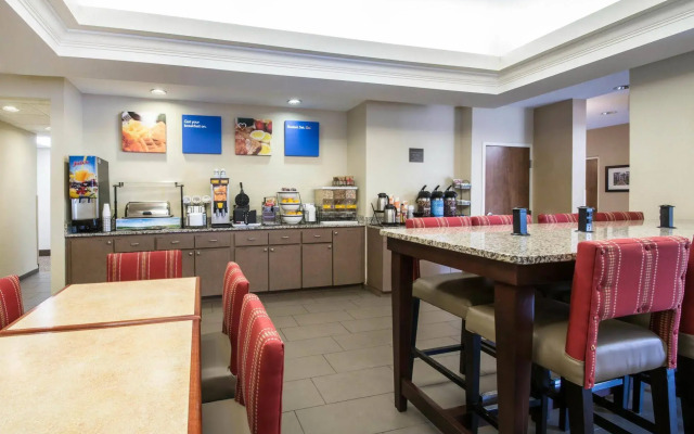 Comfort Inn