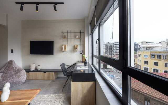Olvios Luxury Suites & Lofts