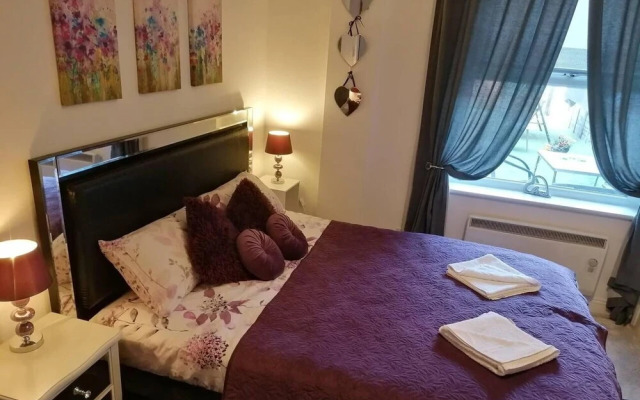 Pleasure Beach Apartment With Garden