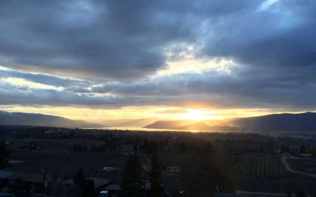 Acker Vacation Homes & Suites