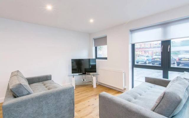 Stunning 2bed Flat in Bond House