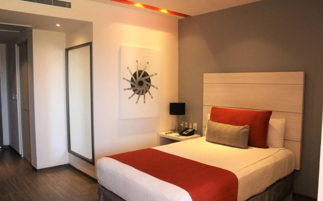 Real Inn Cancún