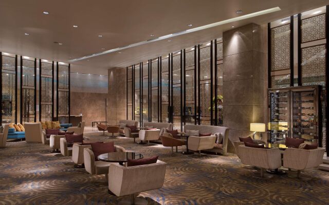 Sheraton Grand Bangalore Hotel at Brigade Gateway
