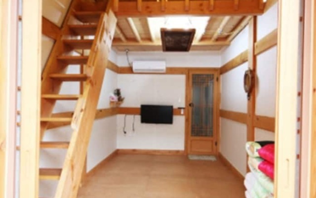 Gawondang Guest House