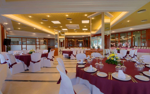 Hotel Puertobahia & Spa
