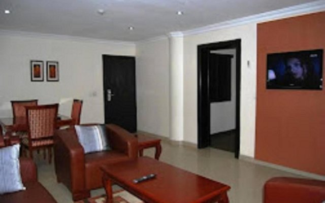 Beni Apartments And Suites