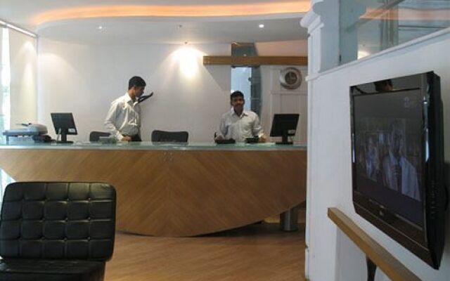 At Home Apartment Hotel