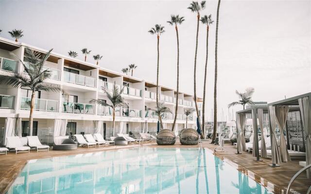 Marina del Rey Hotel