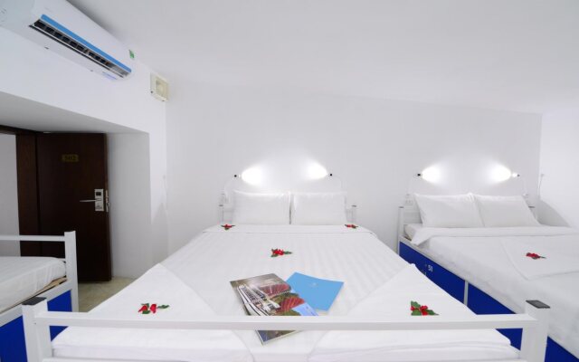Pillow Backpacker Hostel