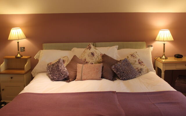 The Mallyan Spout Hotel