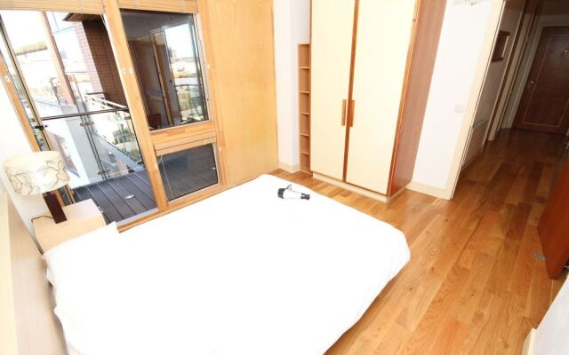 Georges Street Luxury Apartment