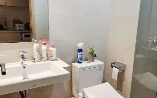 Sedayu City Suites - Free Gym Pool