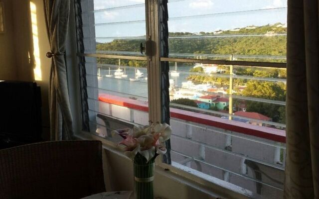 Hillcrest Guest House USVI